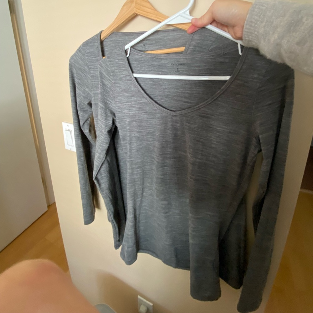 Ice breaker Siren merino base later tee size small women grey set of two